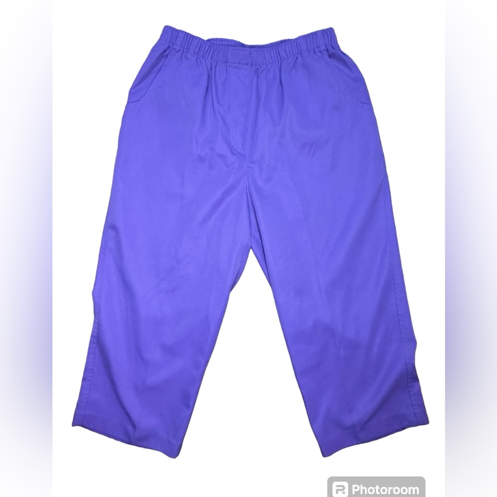 Kim Rogers purple capris size 12